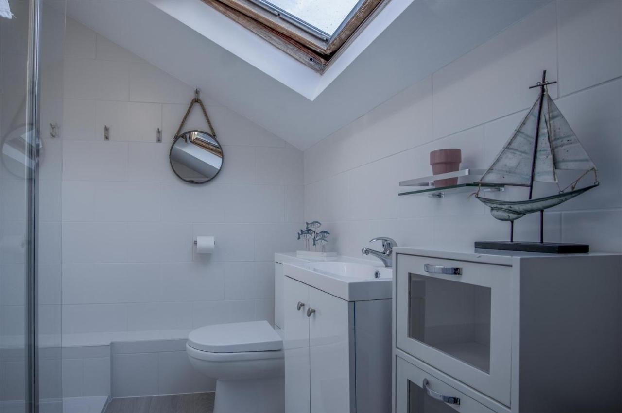 Caleb'S Cottage - 4 Bedroom Cottage - Solva Eksteriør billede