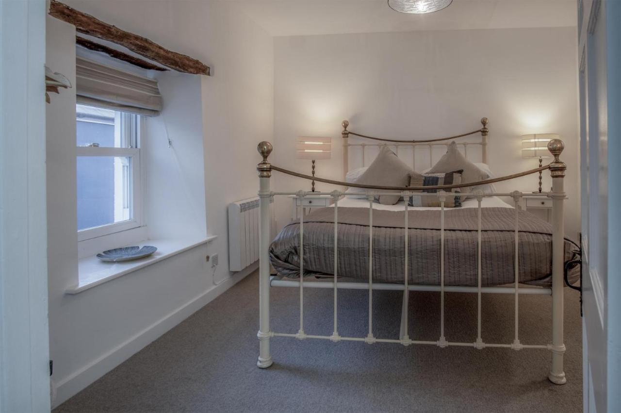 Caleb'S Cottage - 4 Bedroom Cottage - Solva Eksteriør billede