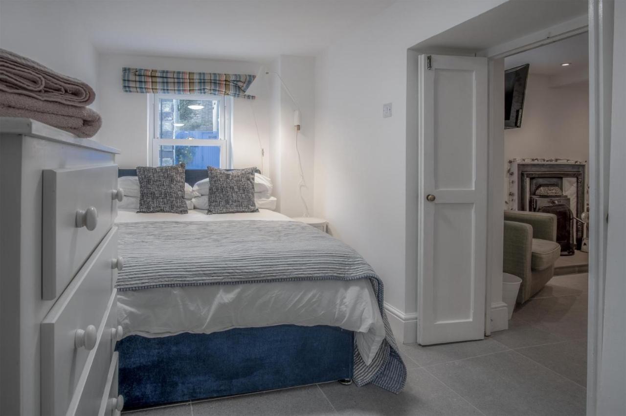 Caleb'S Cottage - 4 Bedroom Cottage - Solva Eksteriør billede
